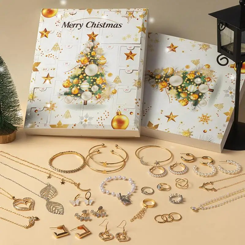 Jewellery Advent Calendar – necklaces and rings, something new each day