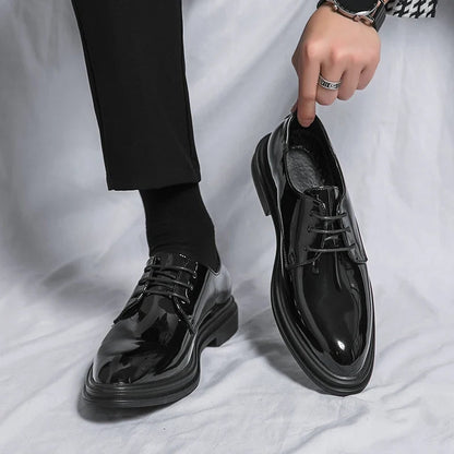 Mens Dress Shoes – high-gloss finish, lace-up, pointed toe