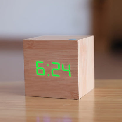 Wood Cube Alarm Clock – LED display, temperature, USB or battery