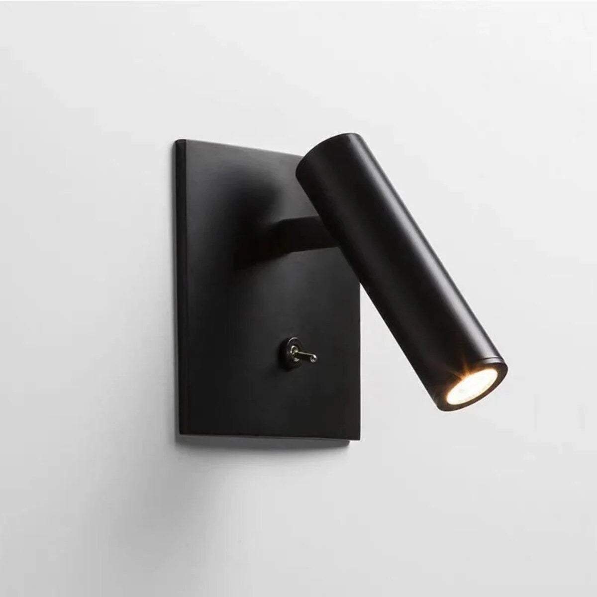 Adjustable Wall Light – reading lamp, minimal design, bedside