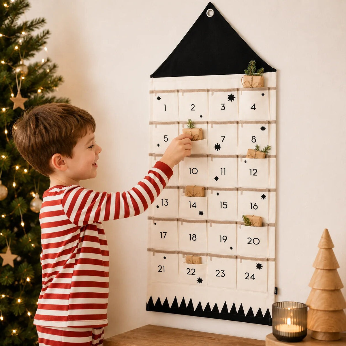 Christmas Advent Calendar – fabric design, 24 pockets