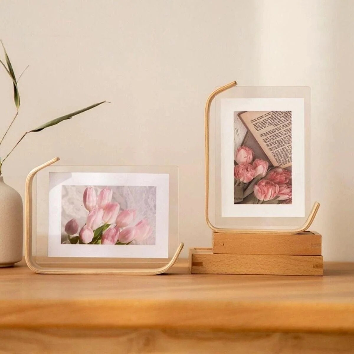 Floating Photo Frame – two-sided display, wood base