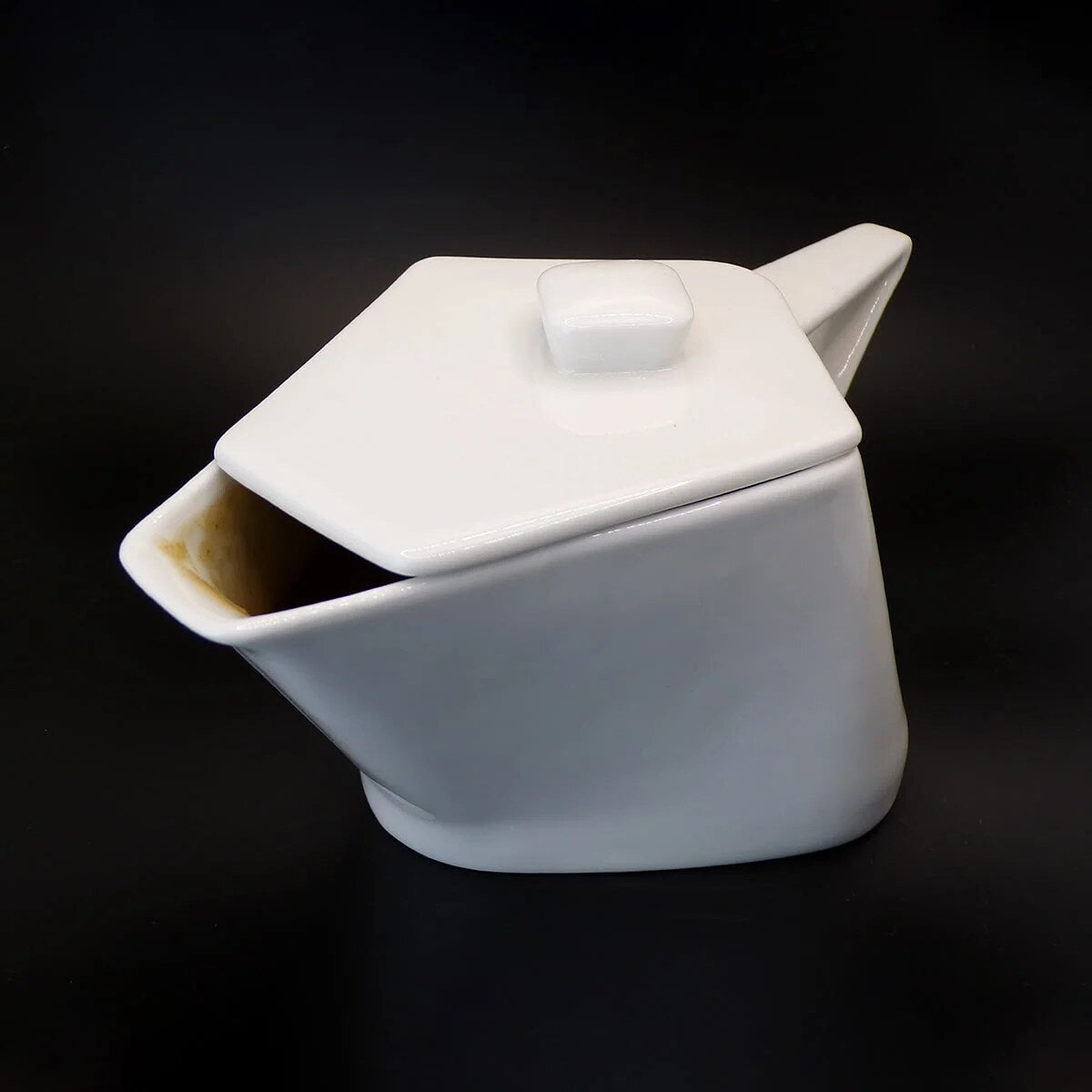 Gravy Boat with Warming Base – microwave heated, dishwasher safe