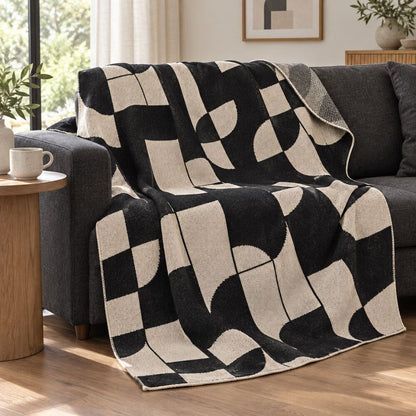 Monochrome Geometric Throw Blanket – retro design, microfibre blend