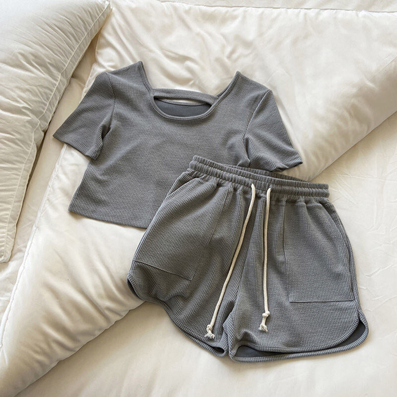Ribbed Loungewear Set – short sleeve, matching shorts, side pockets