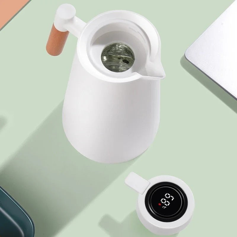 Thermal Jug with Temperature Display